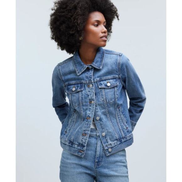 Madewell The Jean Jacket in Medford Wash Denim Size Large NWOT - Picture 2 of 8
